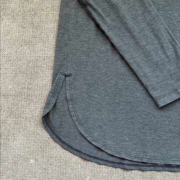 lululemon athletica Charcoal Long Sleeve Top - Picture 5 of 5